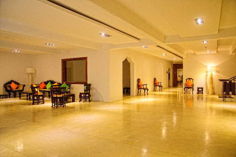 Rajarata Hotel Анурадхапура Экстерьер фото
